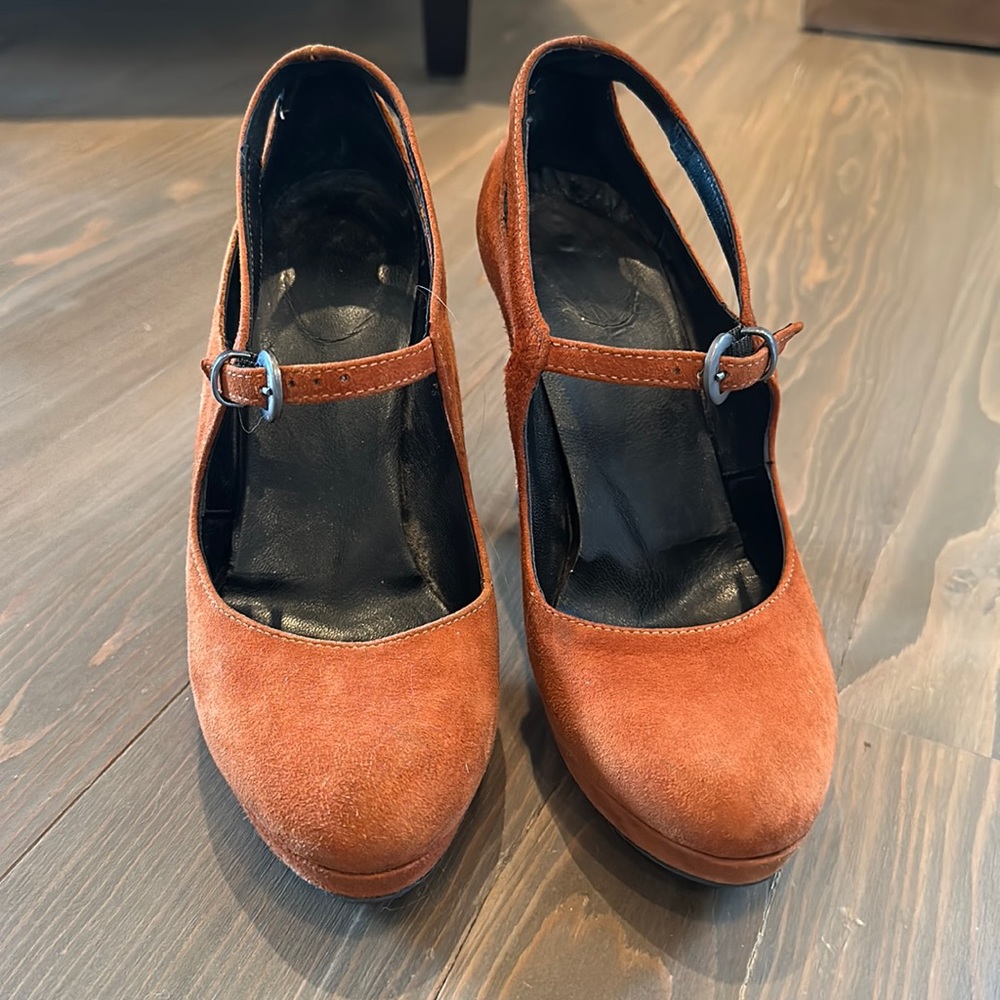 Suede platform heels. Size 38